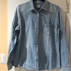 J Crew Jeans Denim button up- Light blue- Large